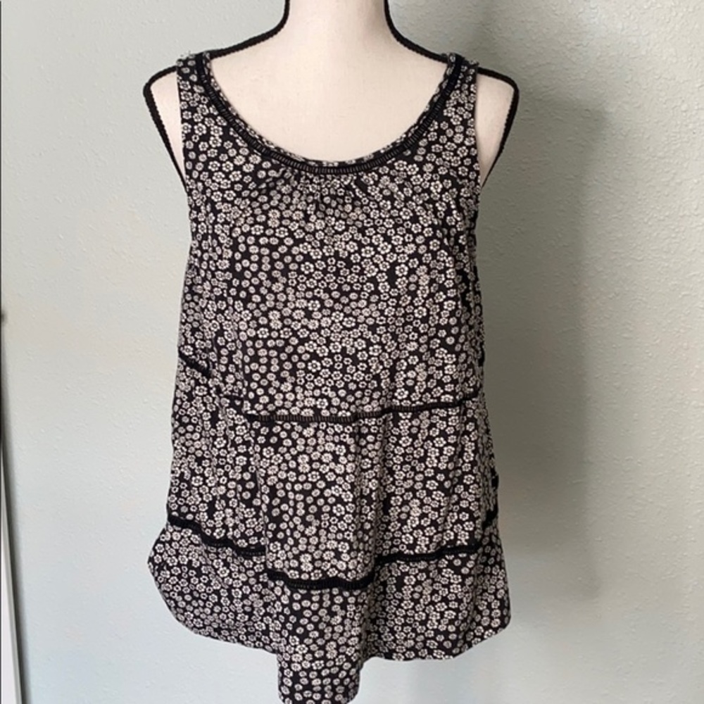 💜💜 Old Navy Sleeveless Summer Top Size L